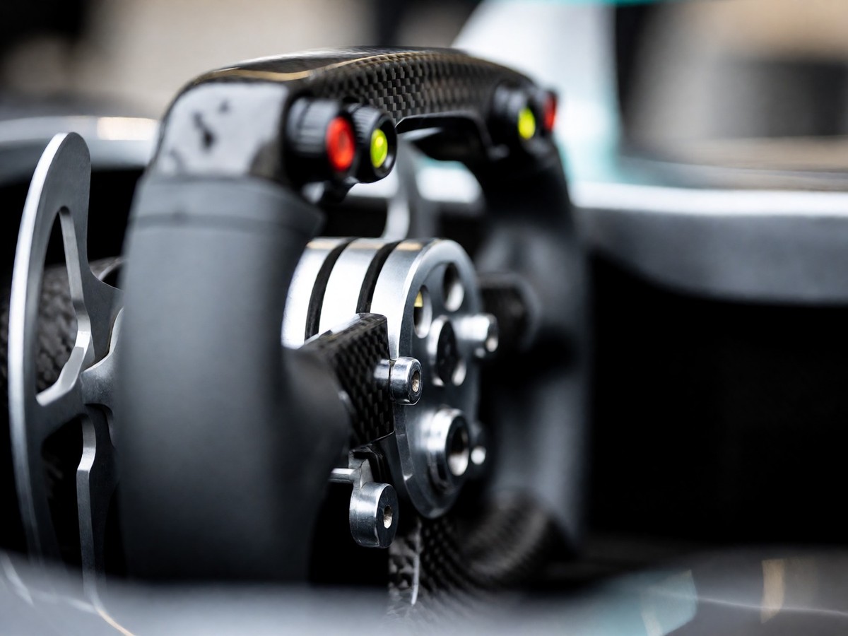 Kimi Antonelli secures United States Grand Prix pole position