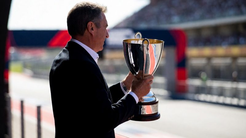 Senator Ted Cruz faces boos from crowd at US Grand Prix podium